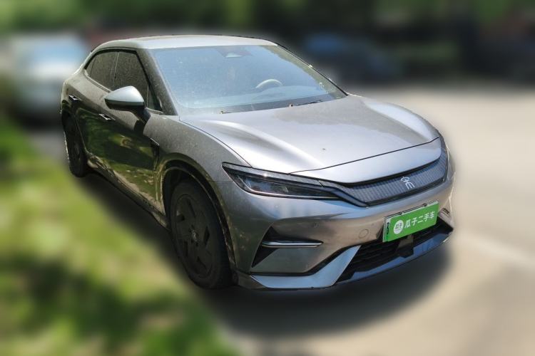 Used BYD Song L EV 2024 550 km Excellence Version Front Right 45 Deg