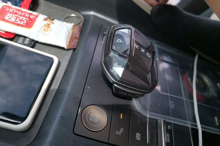 Used BYD Song L EV 2024 550km Beyond Edition Gear Lever