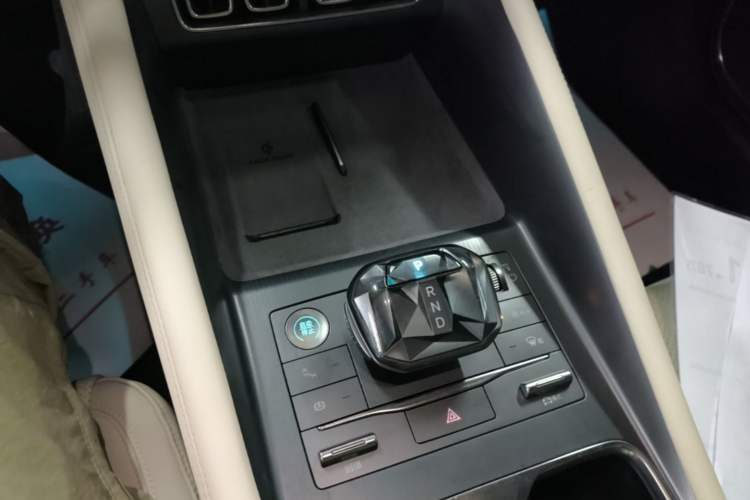 Used BYD Song L EV 2024 550km Beyond Edition Gear Lever