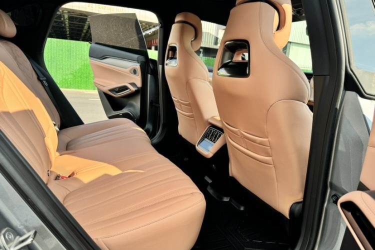 Used BYD Song L EV 2024 550 km Excellence Version Interior 8