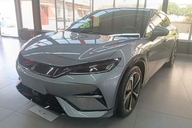 BYD Song L EV 2024 662 km Excellence Version с пробегом
