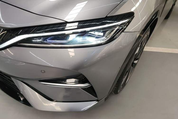 Used BYD Song L EV 2024 662 km Excellence Version Left Front Headlight