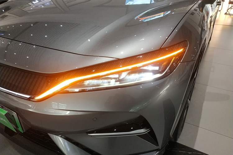 Used BYD Song L EV 2024 662 km Excellence Version Left Front Headlight
