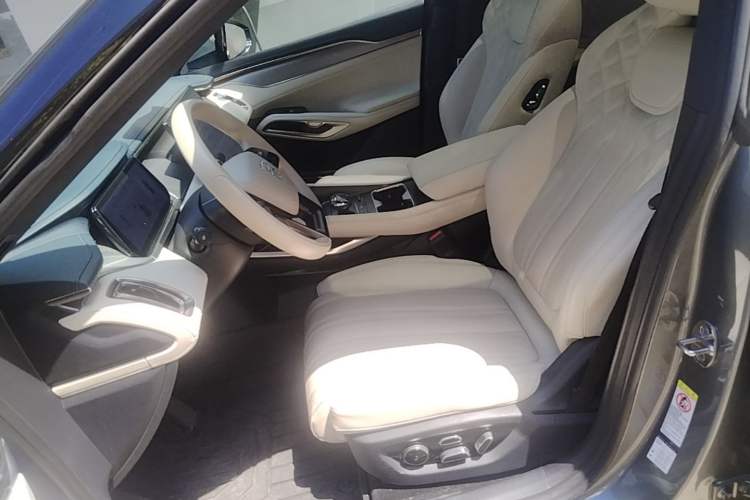Used BYD Song L EV 2024 662 km Excellence Version Left Front Seat