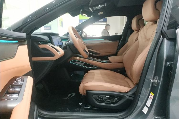 Used BYD Song L EV 2024 662 km Excellence Version Left Front Seat