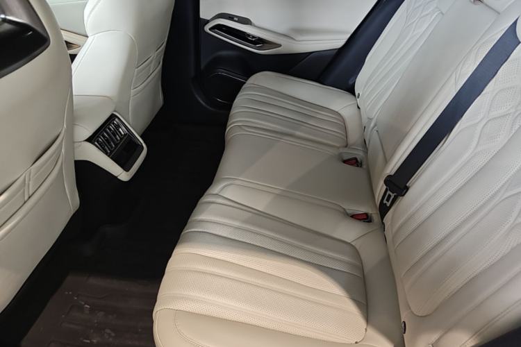 Used BYD Song L EV 2024 662 km Beyond Edition Left Rear Seat