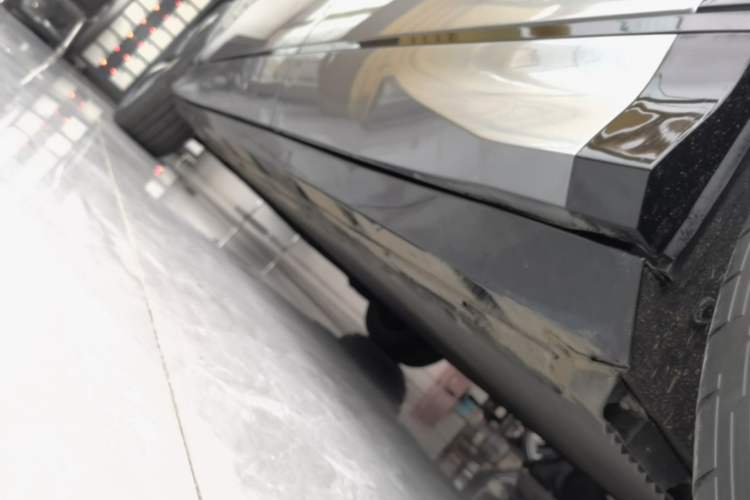 Used BYD Song L EV 2024 662 km Excellence Version Left Side Sill