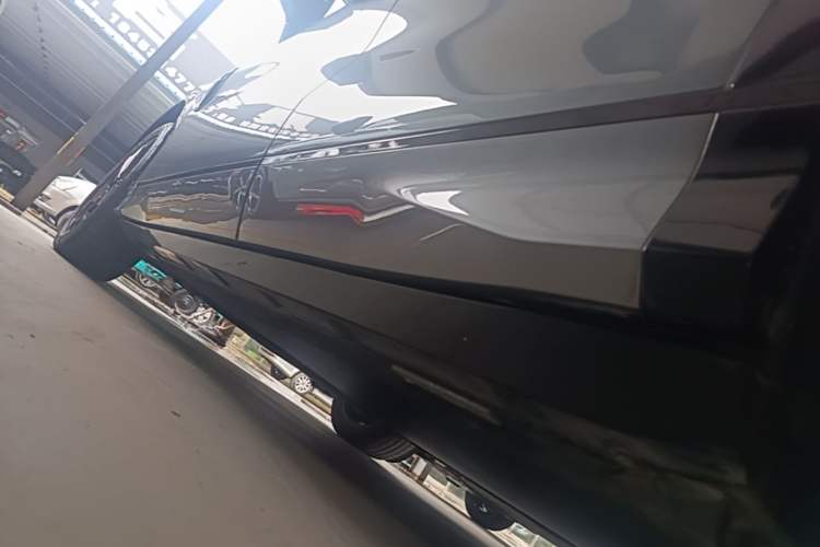 Used BYD Song L EV 2024 550 km Excellence Version Left Side Sill