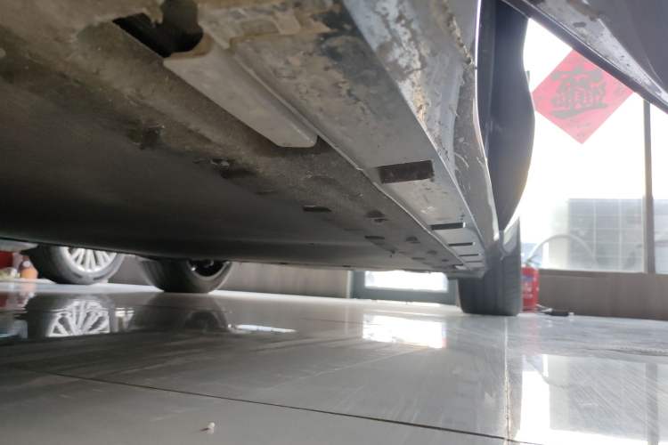 Used BYD Song L EV 2024 662 km Excellence Version Left Side Sill