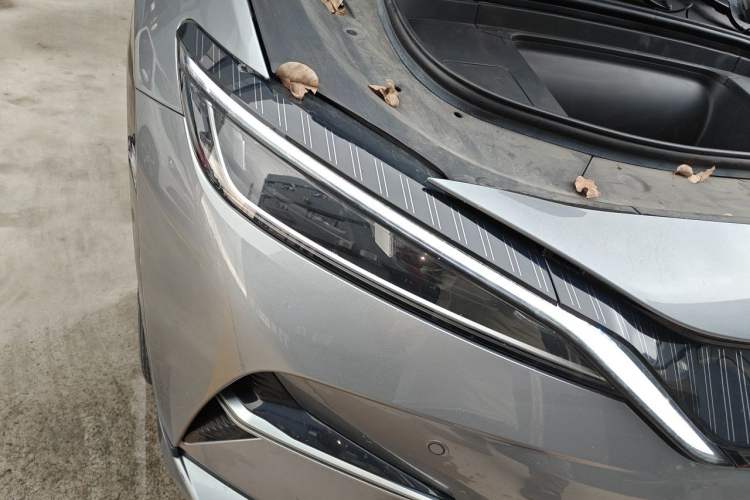 Used BYD Song L EV 2024 662 km Excellence Version Right Front Headlight