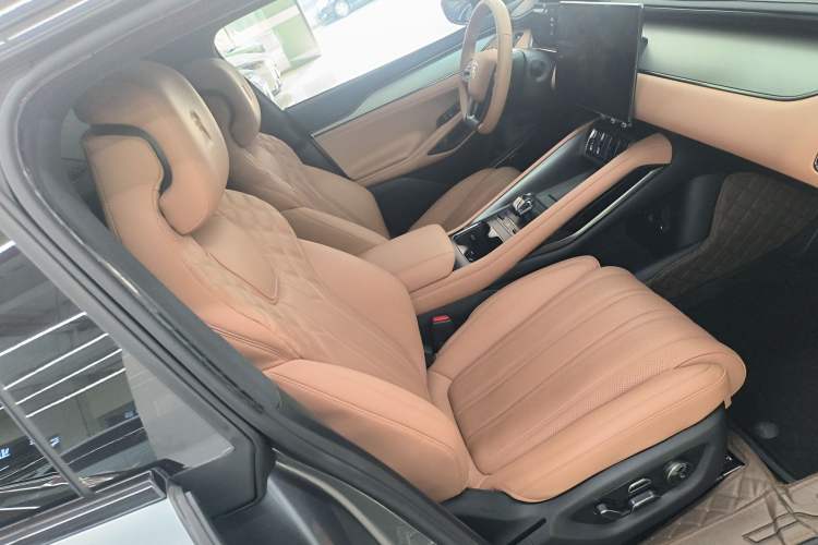 Used BYD Song L EV 2024 550 km Excellence Version Right Front Seat