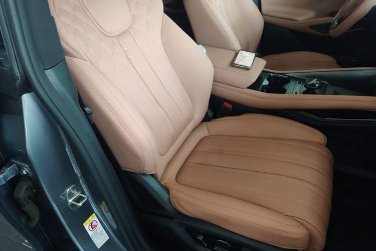 Used BYD Song L EV 2024 662 km Excellence Version Right Front Seat