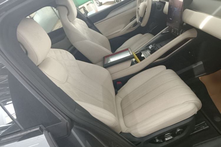 Used BYD Song L EV 2024 662 km Excellence Version Right Front Seat