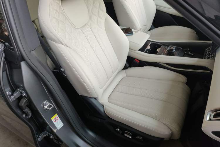 Used BYD Song L EV 2024 550 km Excellence Version Right Front Seat