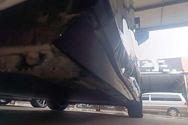Used BYD Song L EV 2024 550 km Excellence Version Right Side Sill