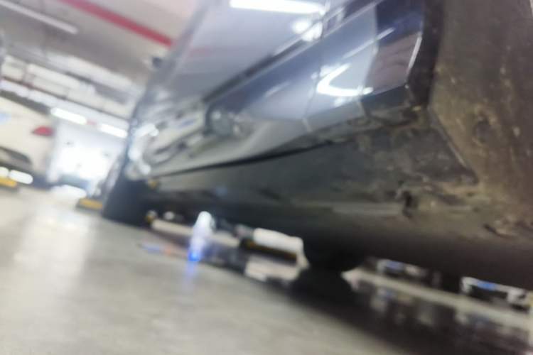 Used BYD Song L EV 2024 662 km Excellence Version Right Side Sill