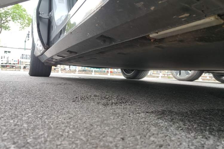 Used BYD Song L EV 2024 662 km Excellence Version Right Side Sill