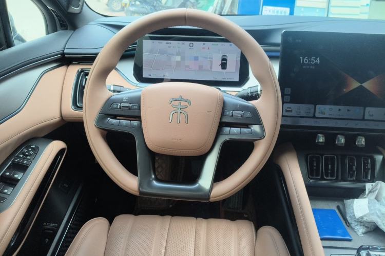 Used BYD Song L EV 2024 550 km Excellence Version Steering Wheel