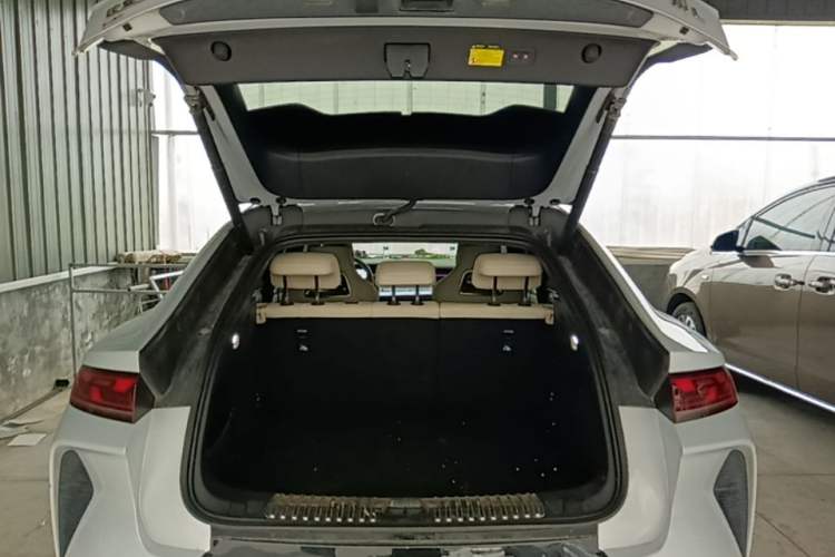 Used BYD Song L EV 2024 662 km Excellence Version Trunk