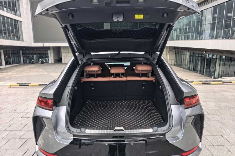 Used BYD Song L EV 2024 550 km Excellence Version Trunk