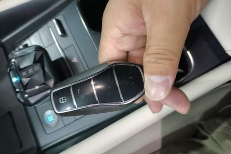 Used BYD Song L EV 2024 550km Beyond Edition Vehicle Key
