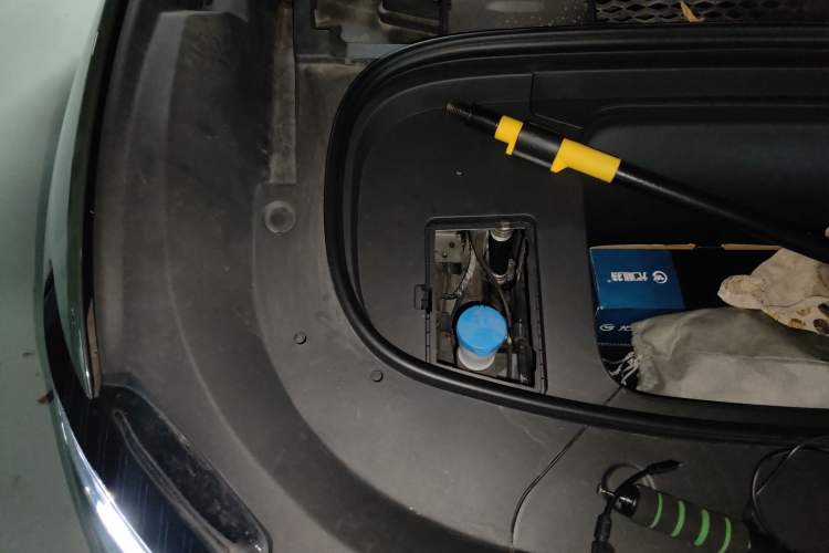 Used BYD Song L EV 2024 662 km Excellence Version Engine Bay Right