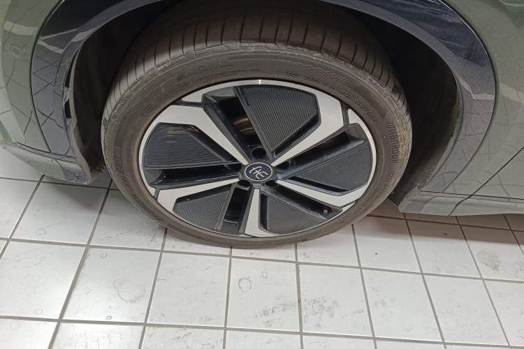 Used BYD Song L EV 2024 662 km Excellence Version Exterior 7