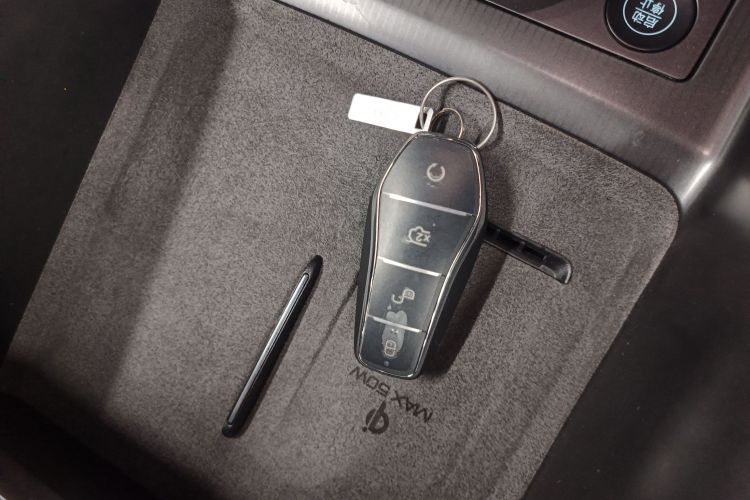 Used BYD Song L EV 2024 662 km Excellence Version Interior 1