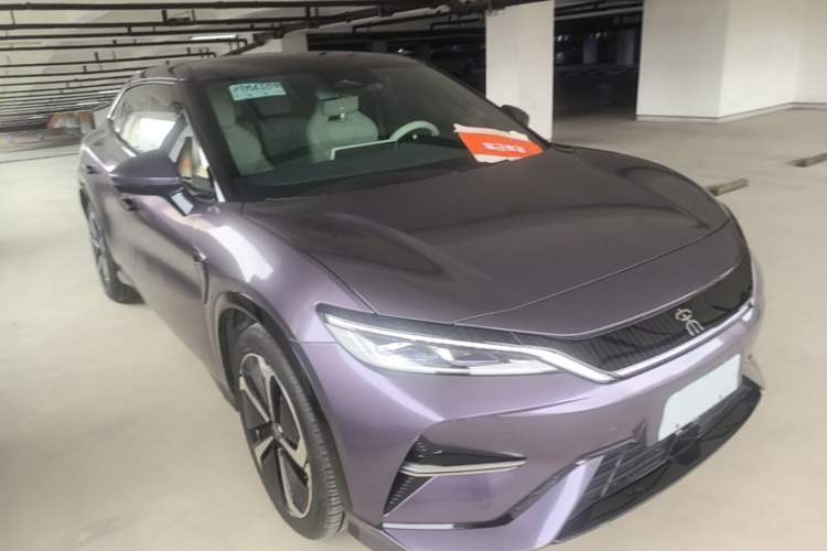 Used BYD Song L EV 2024 662 km Beyond Edition Front Right 45 Deg