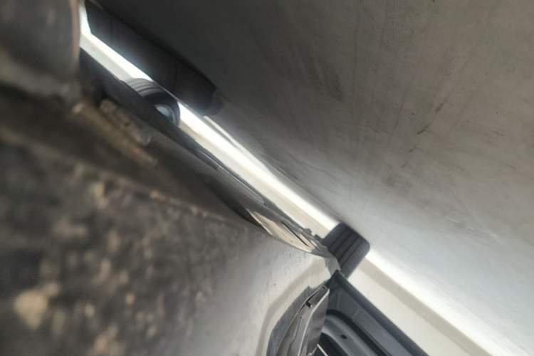 Used BYD Song L EV 2024 662 km Beyond Edition Left Side Sill