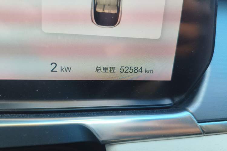 Used BYD Song L EV 2024 662 km Beyond Edition Odometer Close Up