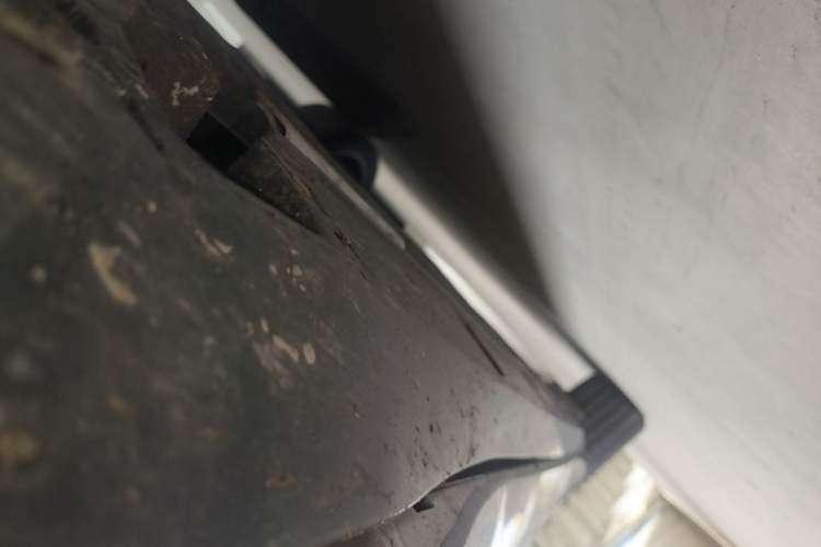 Used BYD Song L EV 2024 662 km Beyond Edition Right Side Sill