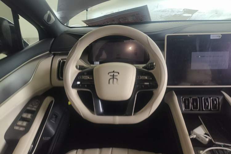 Used BYD Song L EV 2024 662 km Beyond Edition Steering Wheel