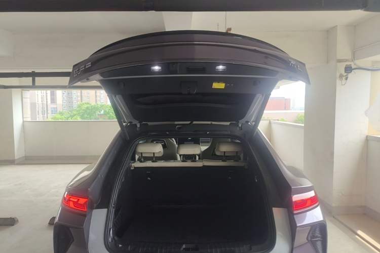 Used BYD Song L EV 2024 662 km Beyond Edition Trunk