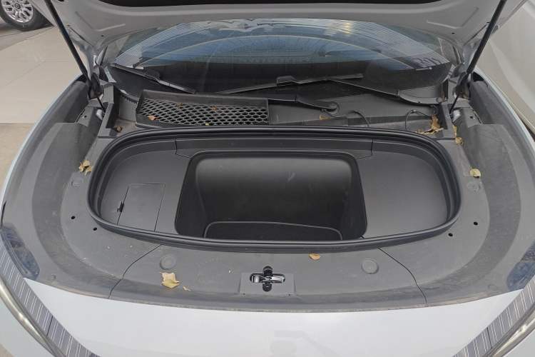 Used BYD Song L EV 2024 662 km Excellence Version Engine Bay