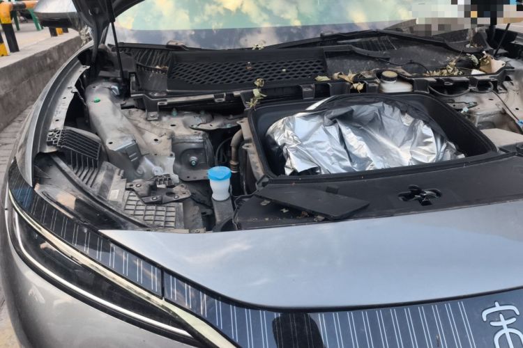 Used BYD Song L EV 2024 662 km Beyond Edition Engine Bay Right