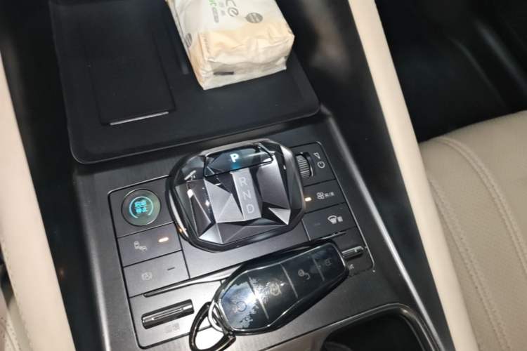 Used BYD Song L EV 2024 550km Beyond Edition Gear Lever