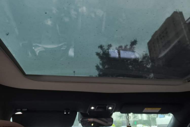 Used BYD Song L EV 2024 662 km Beyond Edition Headliner
