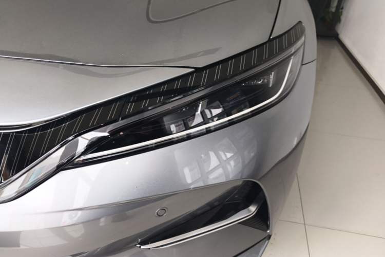 Used BYD Song L EV 2024 550 km Excellence Version Left Front Headlight