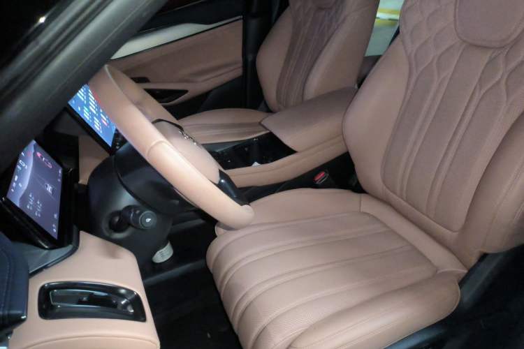 Used BYD Song L EV 2024 550 km Excellence Version Left Front Seat