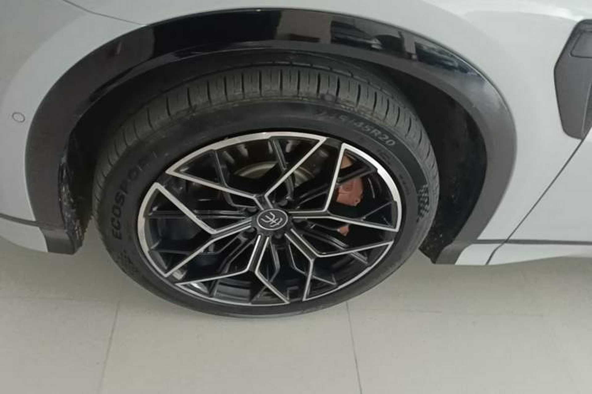 Used BYD Song L EV 2024 602 km All-Wheel-Drive Excellence Version Left Front Wheel Hub