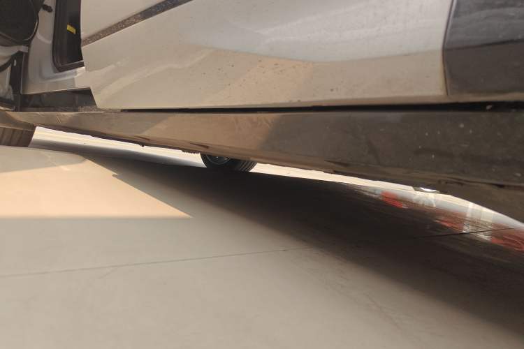 Used BYD Song L EV 2024 662 km Excellence Version Left Side Sill
