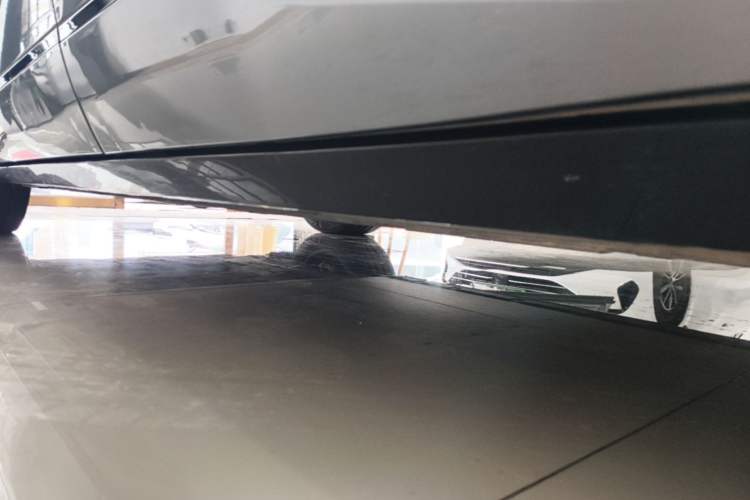 Used BYD Song L EV 2024 550 km Excellence Version Left Side Sill