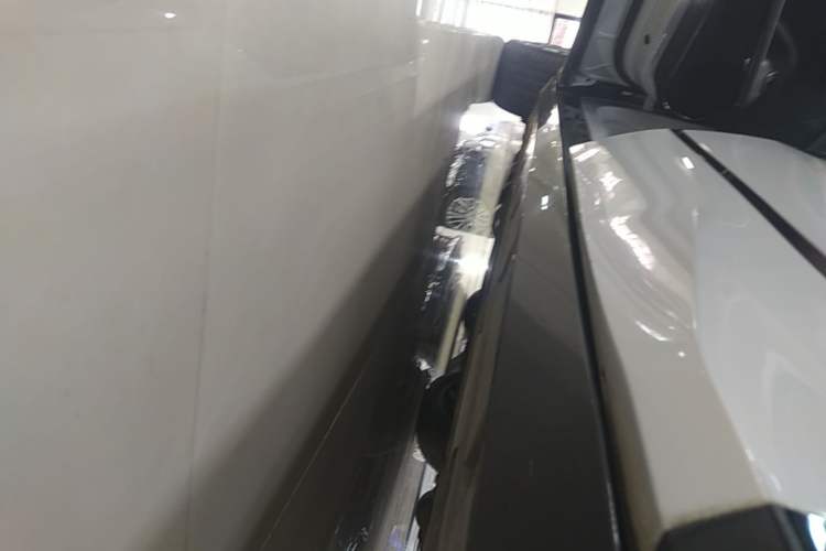 Used BYD Song L EV 2024 550 km Excellence Version Left Side Sill