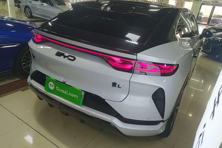 Used BYD Song L EV 2024 550 km Excellence Version Rear Right 45 Deg