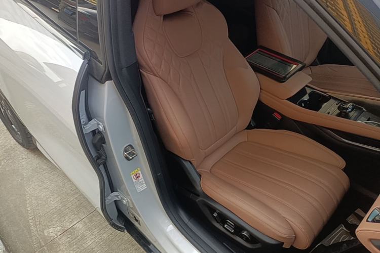 Used BYD Song L EV 2024 550 km Excellence Version Right Front Seat