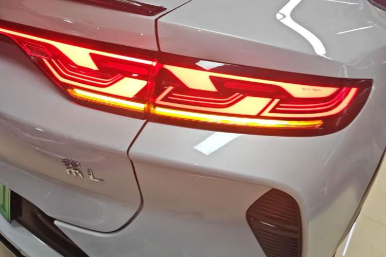 Used BYD Song L EV 2024 550km Beyond Edition Right Rear Taillight