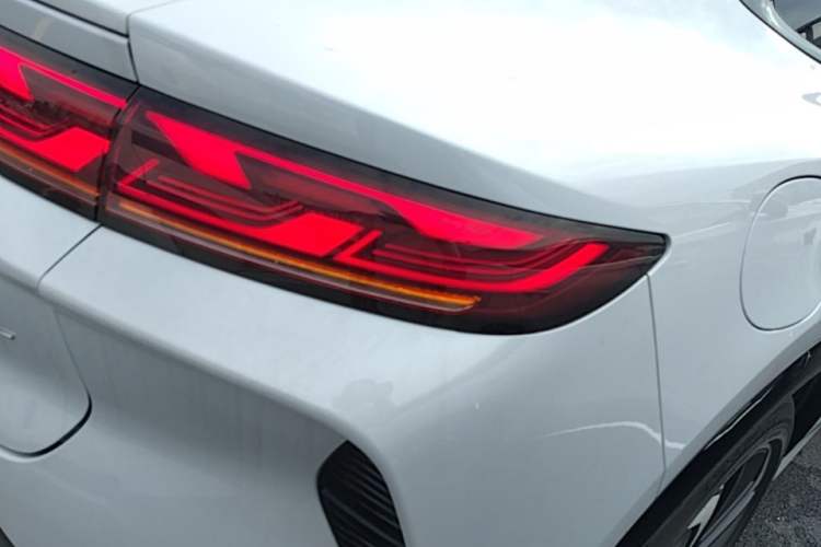 Used BYD Song L EV 2024 662 km Excellence Version Right Rear Taillight