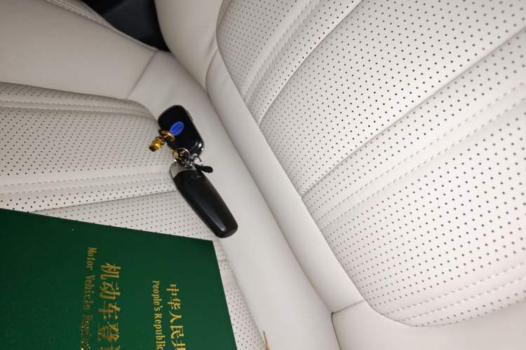 Used BYD Song L EV 2024 550 km Excellence Version Vehicle Key