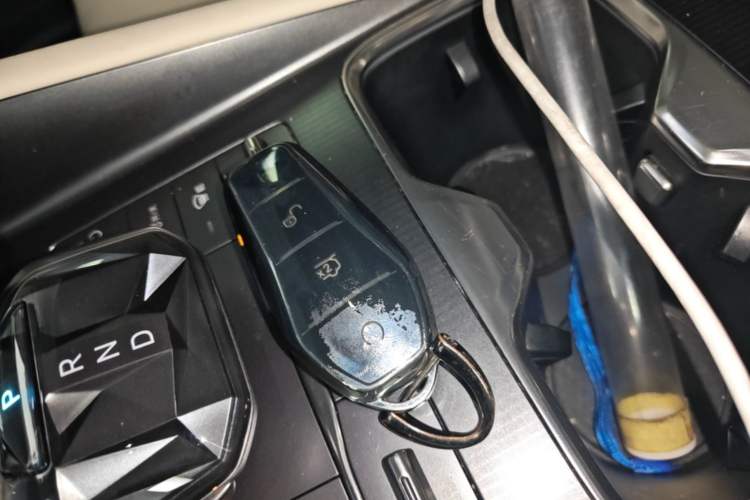 Used BYD Song L EV 2024 550km Beyond Edition Vehicle Key